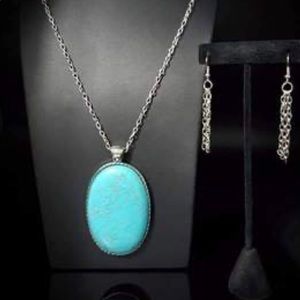 PAPARAZZI TURQUOISE STONE LONG NECKLACE